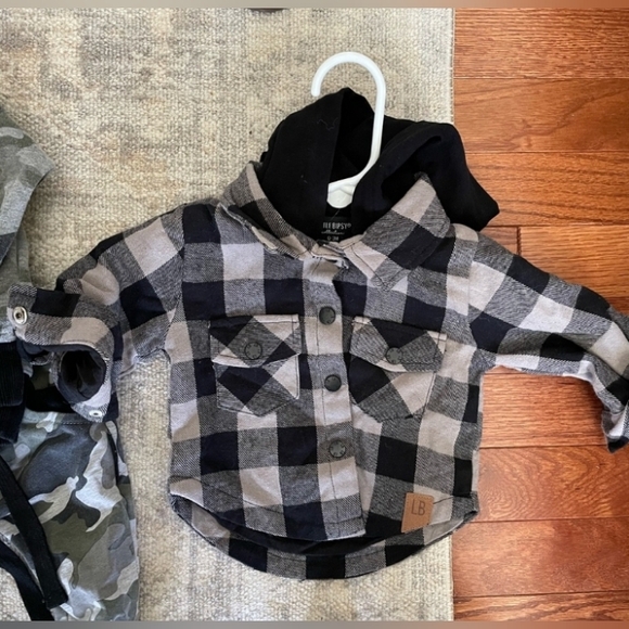 Little bipsy hooded flannel , plaid hooded jacket , baby boy flannel - Picture 1 of 1